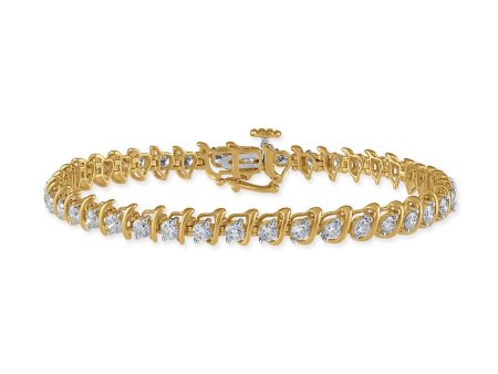 Signature EcoLove 3 CTW Diamond 7-inch Tennis Bracelet in 14KT Yellow Gold For Sale